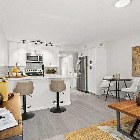 University Serenity Suites Tampa Buitenkant foto