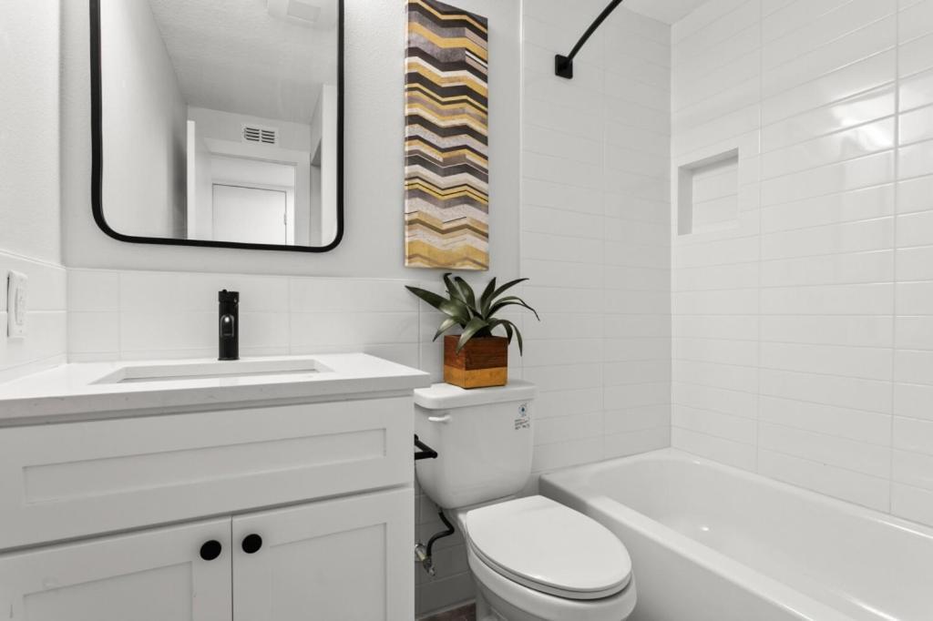 University Serenity Suites Tampa Buitenkant foto