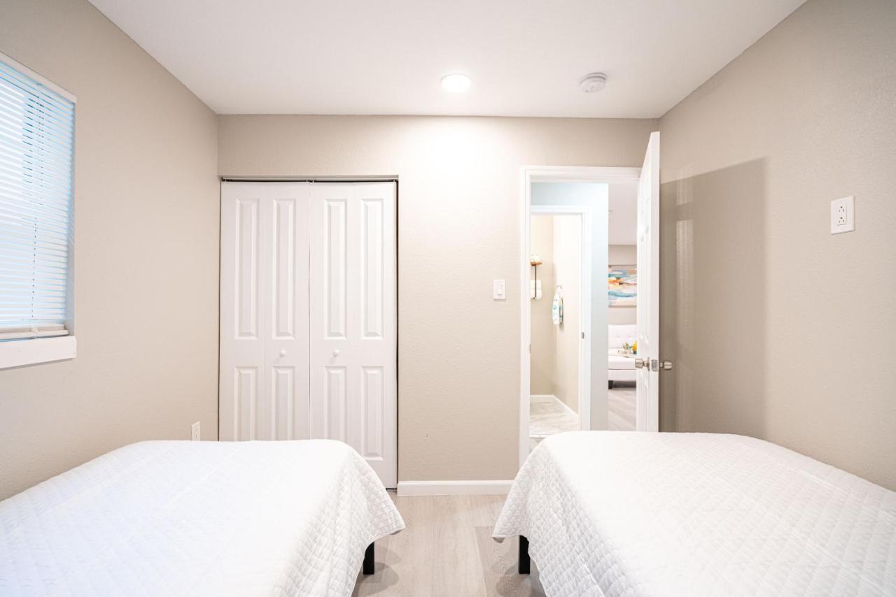 University Serenity Suites Tampa Buitenkant foto