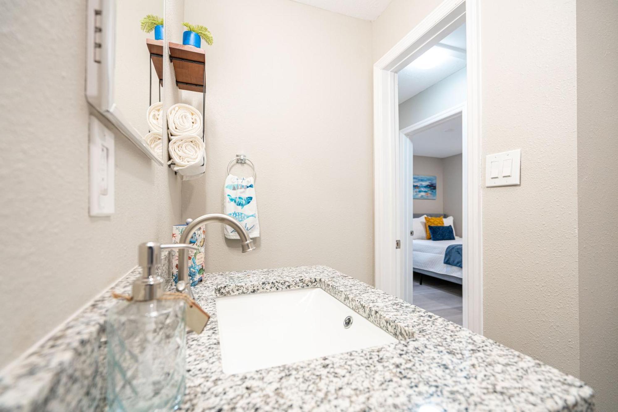 University Serenity Suites Tampa Buitenkant foto